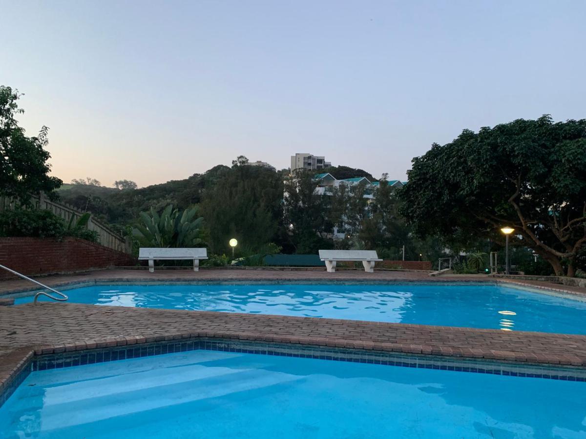 901 Umdloti Beach Resort Buitenkant foto